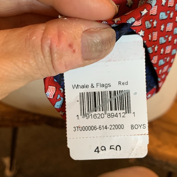 BNWT VINEYARD VINES FLAGS WHALES AND STARS RED SILK TWILL NECKTIE - Picture 8 of 12